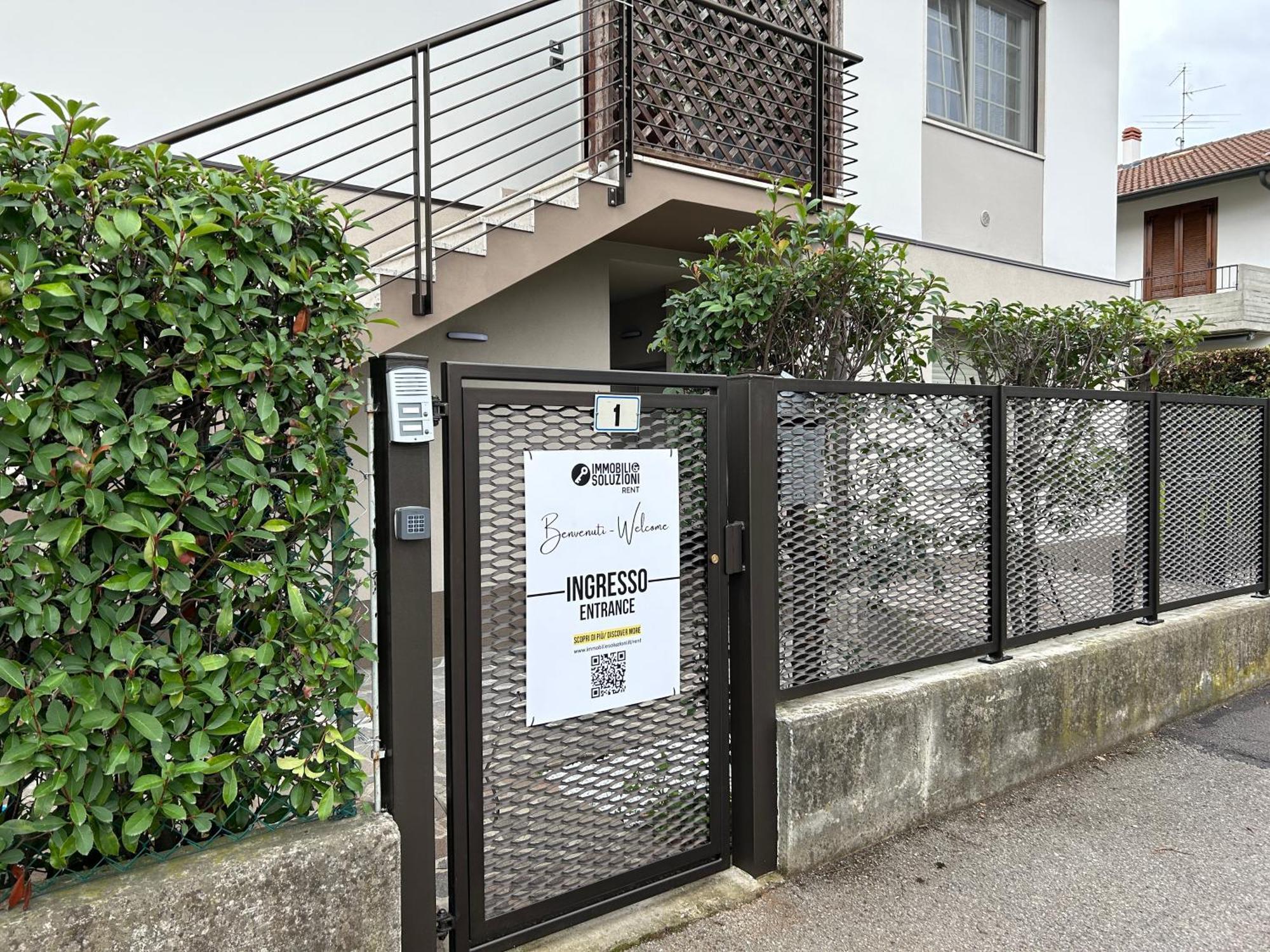 Treviolo - Immobili E Soluzioni Rent Apartamento Exterior foto